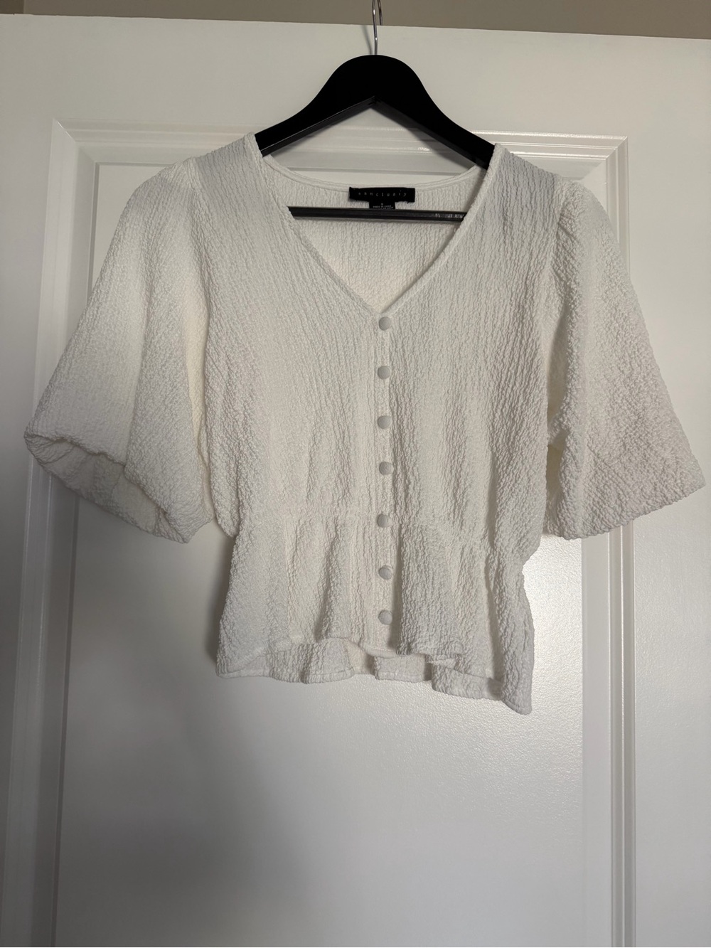 Sanctuary White Textured Button-Front Peplum Blouse